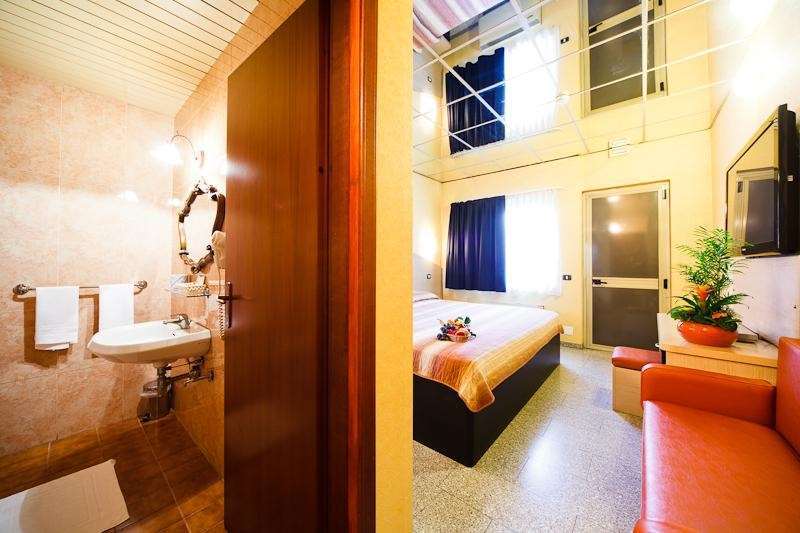 Motel Autosole Cornegliano Laudense Phòng bức ảnh